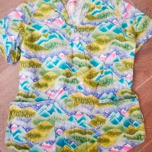 🤩Unique ladies Mountain Dream Fairy Scrub Top S